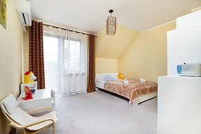 Family House Poreba Cracow by Renters