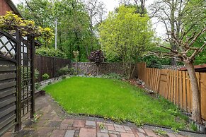 Family House Poreba Cracow by Renters