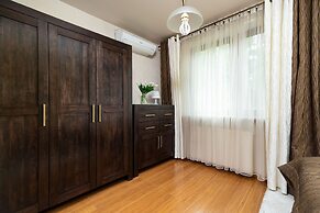 Family House Poreba Cracow by Renters