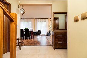 Family House Poreba Cracow by Renters