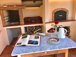 Welcome to Lush Tuscany and Beautiful Villa Adriano