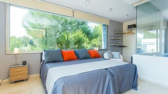 Villa Prestigia With Private Pool And Sea View