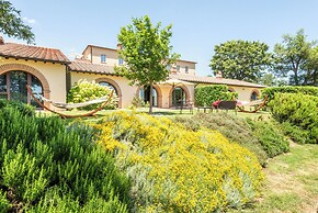 Villa Aquila on two Floors - Cignella Resort Tuscany