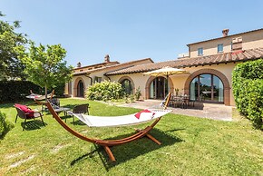 Villa Aquila on two Floors - Cignella Resort Tuscany