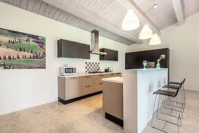 Villa Aquila on two Floors - Cignella Resort Tuscany