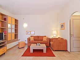 Long Stay Monthly Cheap Apartment With Backyard Garden