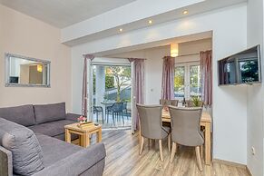 Island Resort Mihaela