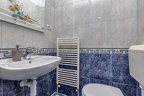 Island Resort Mihaela
