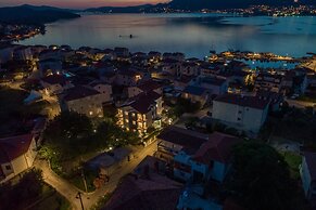 Seaview Apartment Mihaela