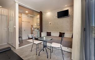 Awesome Home in Vantacici With Jacuzzi, Sauna and Wifi