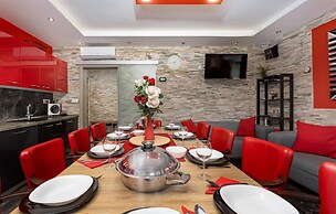 Awesome Home in Vantacici With Jacuzzi, Sauna and Wifi