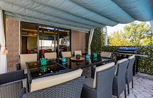 Awesome Home in Vantacici With Jacuzzi, Sauna and Wifi