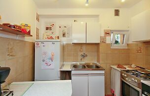 Amazing Home in Novigrad With Wifi and 2 Bedrooms