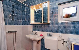 Amazing Home in Novigrad With Wifi and 2 Bedrooms
