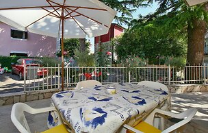 Amazing Home in Novigrad With Wifi and 2 Bedrooms