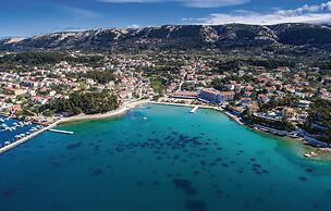 Nice Home in Supetarska Draga With Wifi and 3 Bedrooms