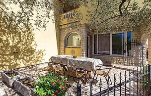 Nice Home in Supetarska Draga With Wifi and 3 Bedrooms