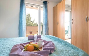 Stunning Home in Liznjan With Wifi and 1 Bedrooms