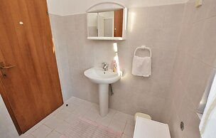 Stunning Home in Malinska With Wifi and 2 Bedrooms