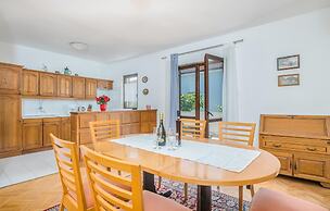 Stunning Home in Malinska With Wifi and 2 Bedrooms