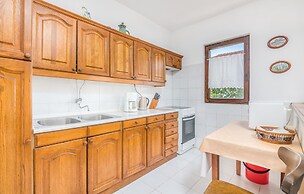 Stunning Home in Malinska With Wifi and 2 Bedrooms