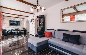 Amazing Home in Zadar With Sauna, Wifi and Outdoor Swimming Pool