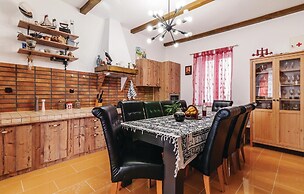 Amazing Home in Zadar With Sauna, Wifi and Outdoor Swimming Pool