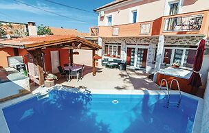 Amazing Home in Zadar With Sauna, Wifi and Outdoor Swimming Pool