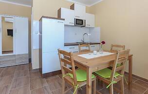 Awesome Apartment in Kastel Stari With Wifi