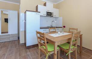 Awesome Apartment in Kastel Stari With Wifi