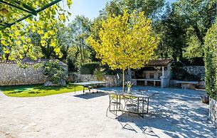 Amazing Home in Topolo with Hot Tub, Sauna & WiFi