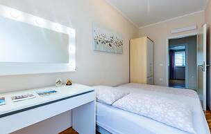 Nice Home in Kastel Novi With Wifi and 3 Bedrooms