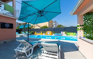 Nice Home in Kastel Novi With Wifi and 3 Bedrooms