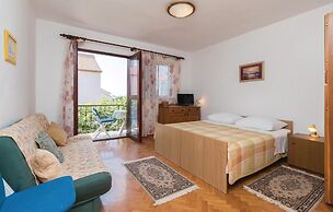 Nice Home in Zadar With Wifi and 2 Bedrooms