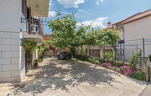 Nice Home in Zadar With Wifi and 2 Bedrooms