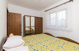 Nice Home in Zadar With Wifi and 2 Bedrooms