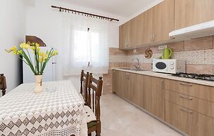 Nice Home in Zadar With Wifi and 2 Bedrooms