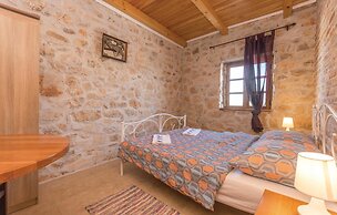 Stunning Home in Lisane Tinjske With 2 Bedrooms, Wifi and Outdoor Swim