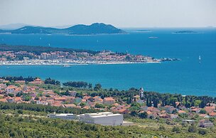 Stunning Home in Lisane Tinjske With 2 Bedrooms, Wifi and Outdoor Swim