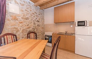 Stunning Home in Lisane Tinjske With 2 Bedrooms, Wifi and Outdoor Swim