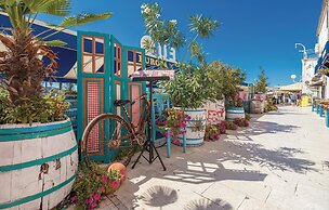 Stunning Home in Lisane Tinjske With 2 Bedrooms, Wifi and Outdoor Swim