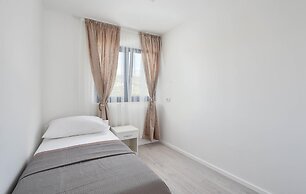 Beautiful Home in Split With 4 Bedrooms, Wifi and Outdoor Swimming Poo