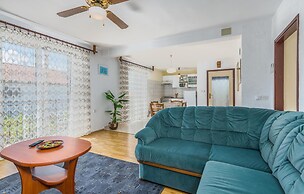 Amazing Home in Krk With Wifi and 2 Bedrooms