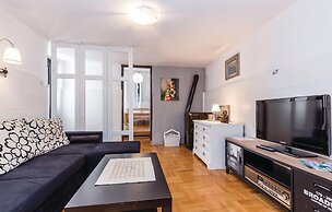 Awesome Apartment in Novi Vinodolski With 2 Bedrooms and Wifi