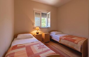 Awesome Home in Zadar With Wifi and 2 Bedrooms