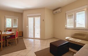 Awesome Home in Zadar With Wifi and 2 Bedrooms