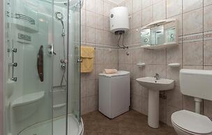 Awesome Home in Zadar With Wifi and 2 Bedrooms