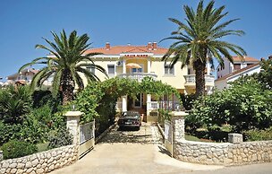 Awesome Home in Zadar With Wifi and 2 Bedrooms