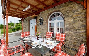 Awesome Home in Donja Zelina With 3 Bedrooms, Wifi and Outdoor Swimmin