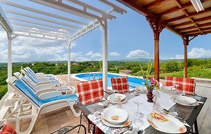 Awesome Home in Donja Zelina With 3 Bedrooms, Wifi and Outdoor Swimmin